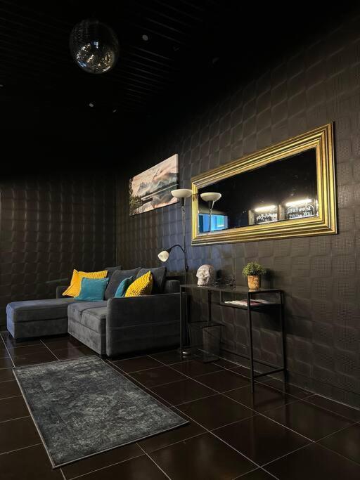 P-122 Piotrkowska Apartment. Łódź Dış mekan fotoğraf